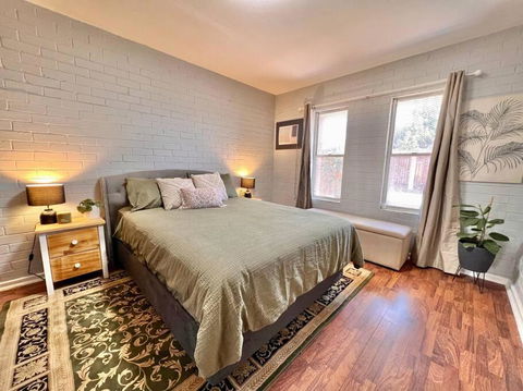 Renovated Corporate Apartment - Accommodation Gold Coast 3