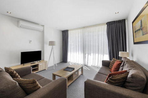 Resort Apartment 275 - Accommodation Gold Coast 1