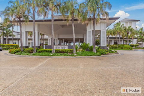 RESORT ON THE BEACH 1219/20 - Gold Coast 4U 1