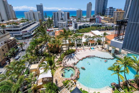 Resort Style Chevron Apartments Surfers Paradise By Gold Coast Travels - Accommodation Gold Coast 0