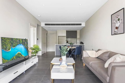 Resort Style Living One Bedroom Apt Olympic Park - Accommodation Gold Coast 2