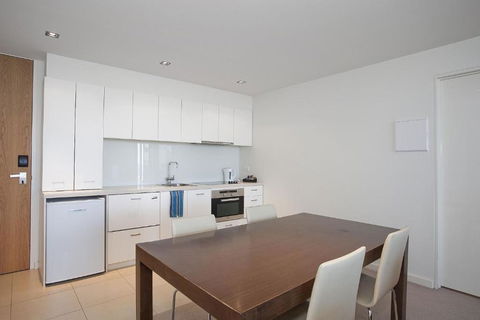 Resort Two Bedroom 257 - Accommodation Gold Coast 2