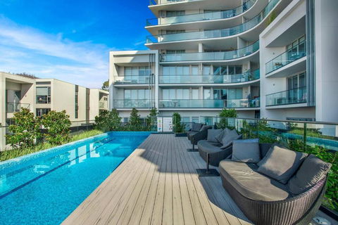 Retro Modern With Pool Near Westfield Doncaster - Accommodation Gold Coast 3