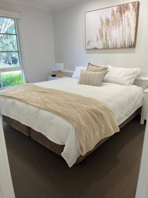 River Frontage Unit Moama - Accommodation Gold Coast 1