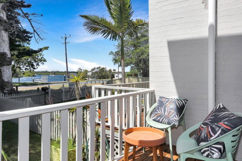 River Tonic - Accommodation Gold Coast 0