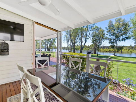 River Views - Accommodation Gold Coast 1