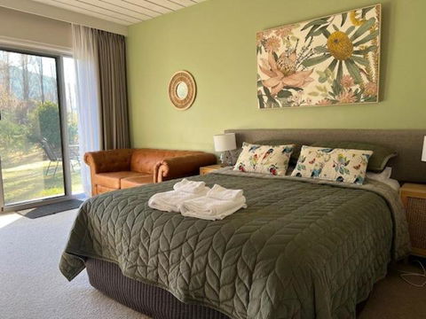 Riverbank Park MOTEL - Accommodation Gold Coast 0