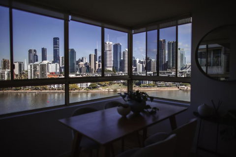 Riverfront Residences New Farm - Accommodation Gold Coast 2