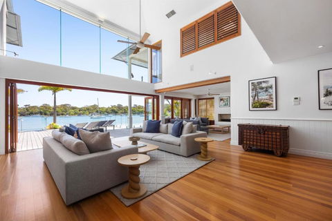 Riverside Elegance On Noosa Parade - Accommodation Gold Coast 1