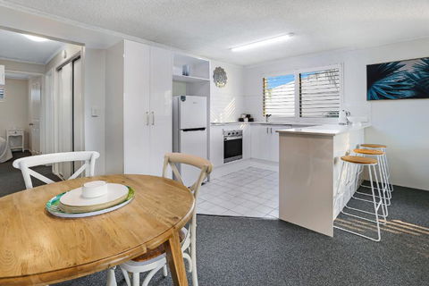 Riverside Location, Noosa Sound - Accommodation Gold Coast 3