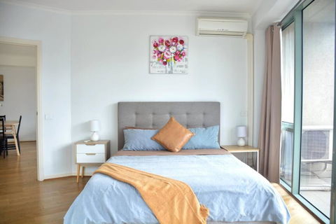 RiverView Spacious 3BR2Bath2Car WifiPoolGym Crown - Accommodation Gold Coast 1