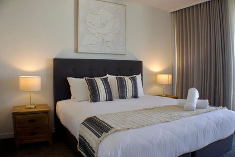 RIVERVIEWS@THECOSMOPOLITAN UNIT20805 - Gold Coast 4U 3