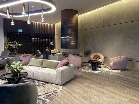 REST COLLECTION Sky High Apartment As West Side Place - Accommodation Gold Coast 2