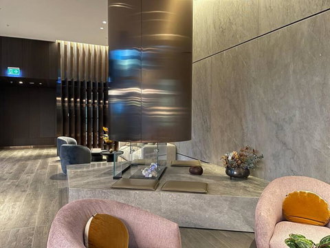 REST COLLECTION Sky High Apartment As West Side Place - Accommodation Gold Coast 3