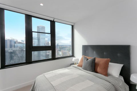 REST COLLECTION Apartments At Melbourne Quarter - Accommodation Gold Coast 3