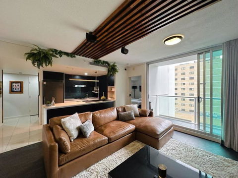 S&P - Festival - Accommodation Gold Coast 0