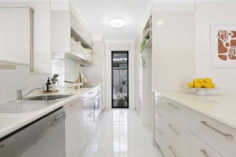Riviera Road Miami - 4BRM Dual Villa - Gold Coast 4U 3