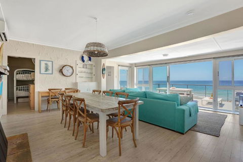 Rocklands Palm Beach Front - Gold Coast 4U 2