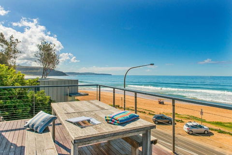Rocklands Palm Beach Front - Gold Coast 4U 3