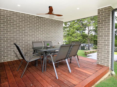 Rockwall I Pet Friendly I Fire Pit - Gold Coast 4U 2