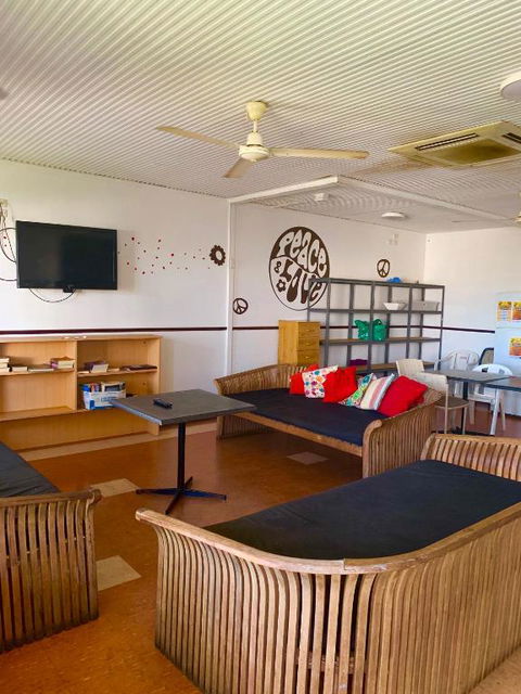 Roey Backpackers And Party Bar - Gold Coast 4U 3