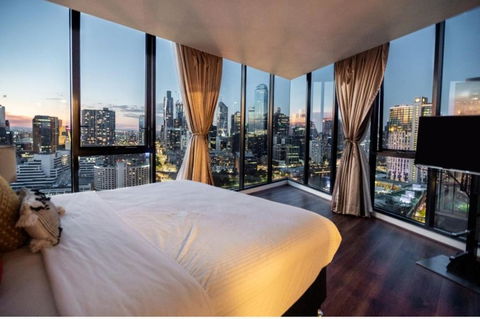 Rome Sky Villa - Accommodation Gold Coast 0