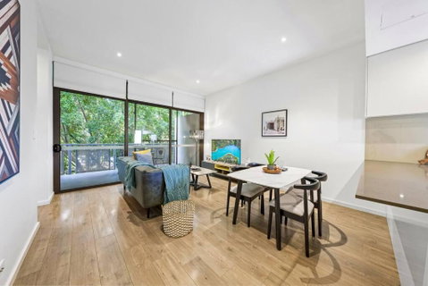 Rooftop 2 Bed Apt With Terrace At Newtown - Accommodation Gold Coast 1