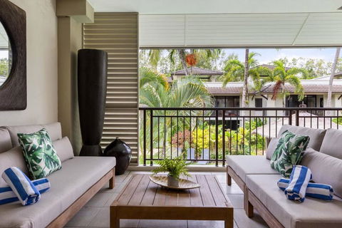 Rooftop Resort Oasis At Temple With Spa - Accommodation Gold Coast 1