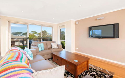 Rose - Accommodation Gold Coast 1