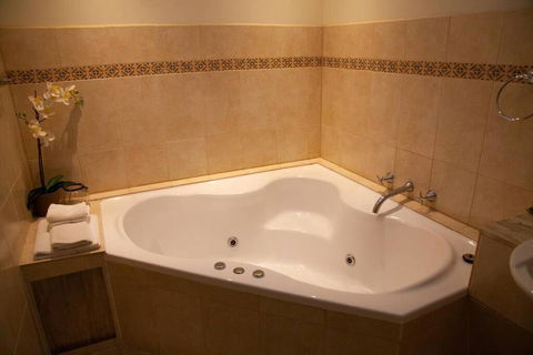 Rose Cottage Yarra Glen - Accommodation Gold Coast 3