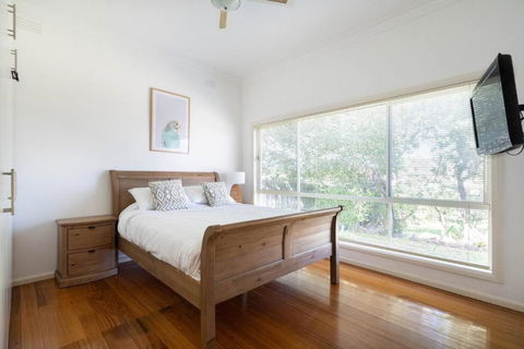 Rosebud Reset - A Beachside Group Getaway - Gold Coast 4U 2