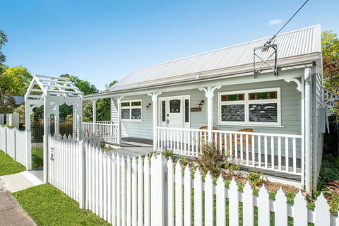 Rosemill Cottage - Mobility Friendly Accommodation Never Looked Better! - Accommodation Gold Coast 0