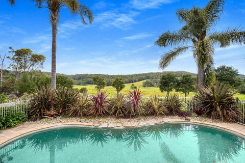 Roxy - A Secluded Luxury Estate Near Berry, Where Serenity Meets Family Comfort - Accommodation Gold Coast 0