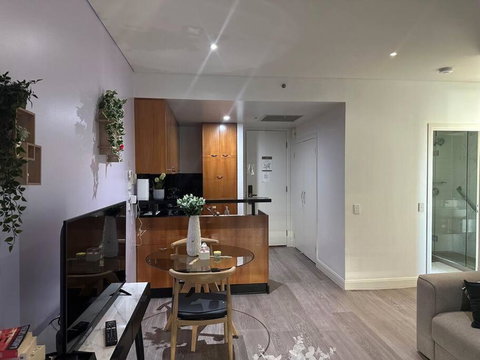 Royal Garden Residence - Accommodation Gold Coast 3