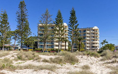 Royal Pacific Resort - Accommodation Gold Coast 1