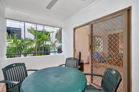 Royal Palm Villas - Accommodation Gold Coast 3