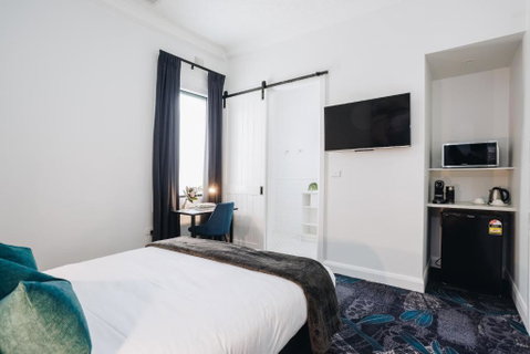 Royal Hotel Wyong - Accommodation Gold Coast 2