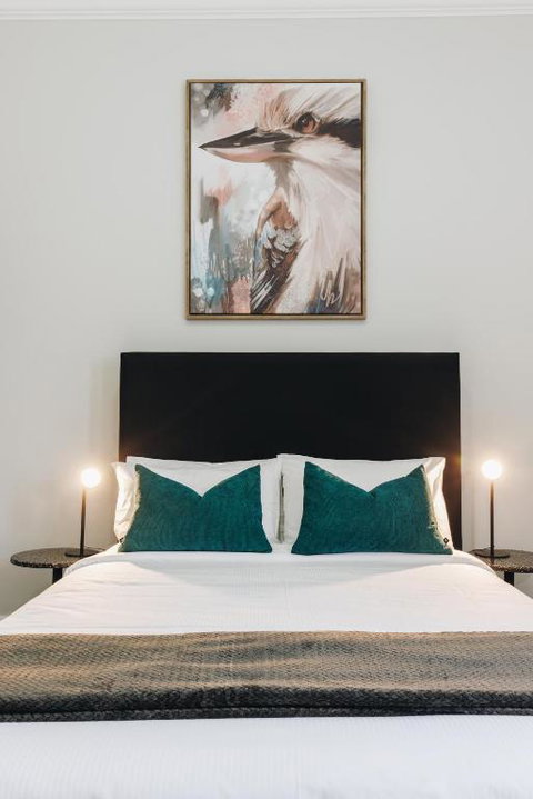 Royal Hotel Wyong - Accommodation Gold Coast 1