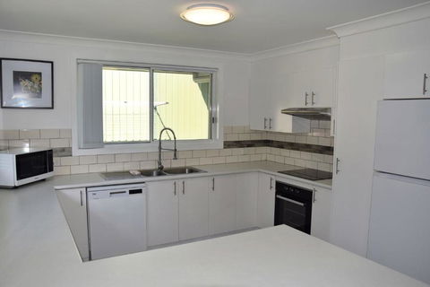 Rudder House - Accommodation Gold Coast 3