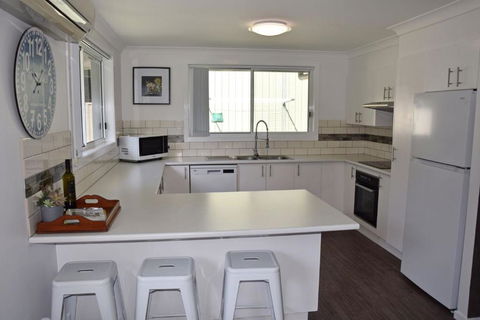 Rudder House - Accommodation Gold Coast 2