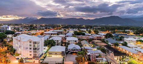 Rydges Esplanade Resort Cairns - Accommodation Gold Coast 3