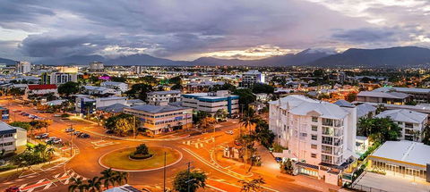 Rydges Esplanade Resort Cairns - Accommodation Gold Coast 2