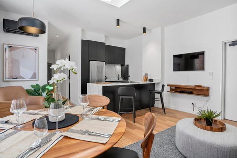 Sanctuary At Saddlers - Where Rustic Meets Refined - Accommodation Gold Coast 3