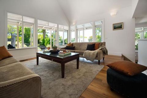Sades - Accommodation Gold Coast 3