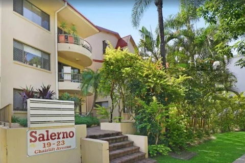 Salerno - Hosted By Burleigh Letting - Gold Coast 4U 1