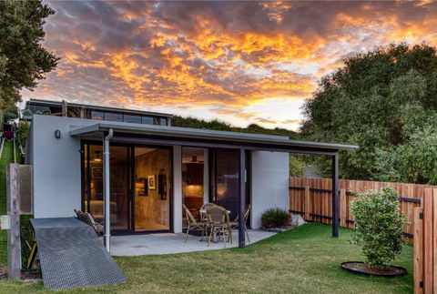 SALT Luxury Couples Bungalow - Accommodation Gold Coast 1