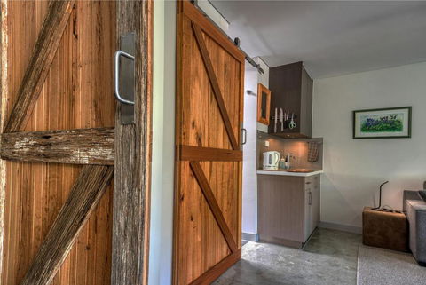 SALT Luxury Couples Bungalow - Accommodation Gold Coast 2