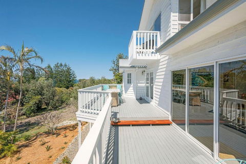 Salt Spray - Accommodation Gold Coast 2