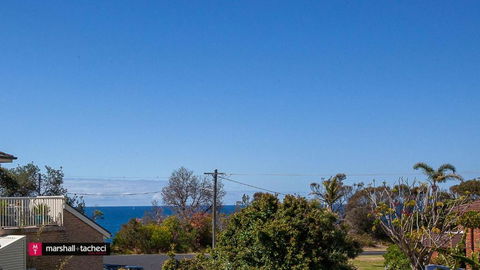 Salt Water Villa Bermagui Four Bedroom Central Location With Wifi - Gold Coast 4U 1