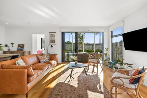 Saltbush By The Park - Accommodation Gold Coast 0